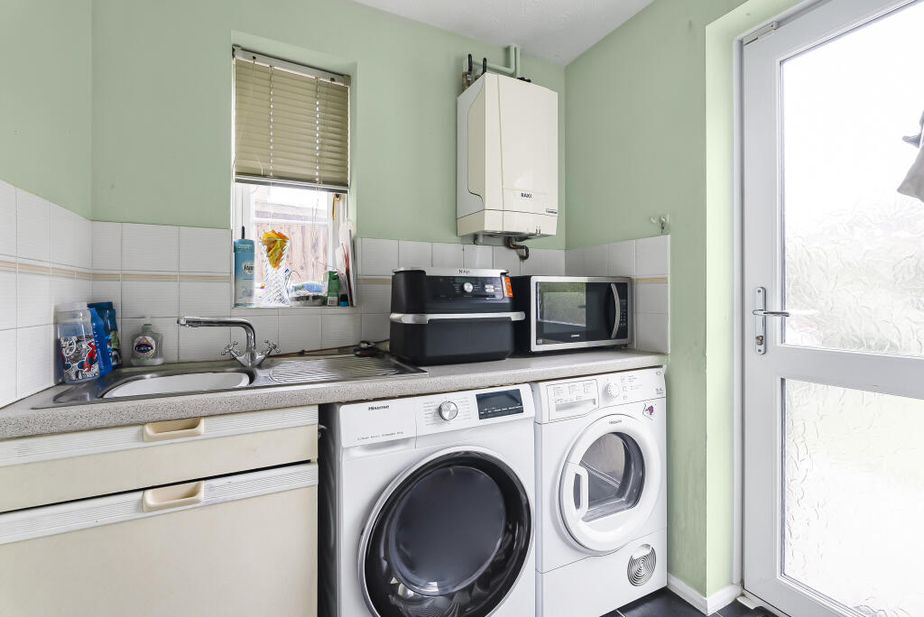 Additional image 9 of Coltsfoot, Welwyn Garden City, Hertfordshire, AL7