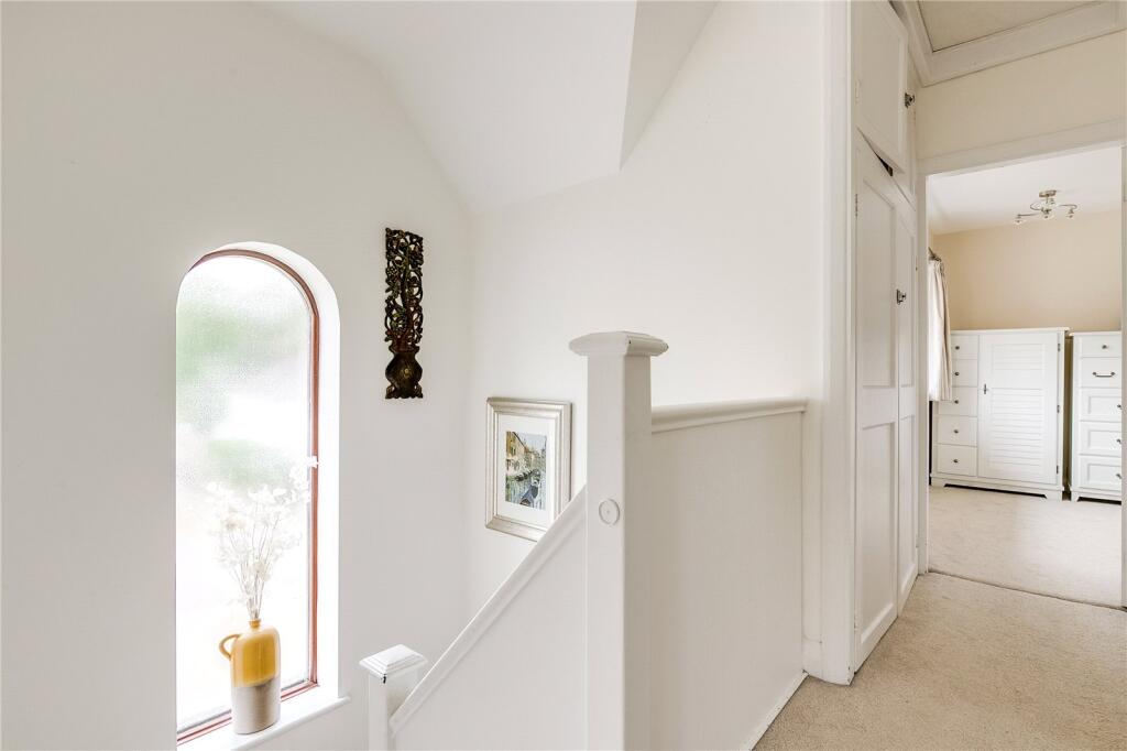 Additional image 9 of Canonsfield, Oaklands, Welwyn, Hertfordshire, AL6