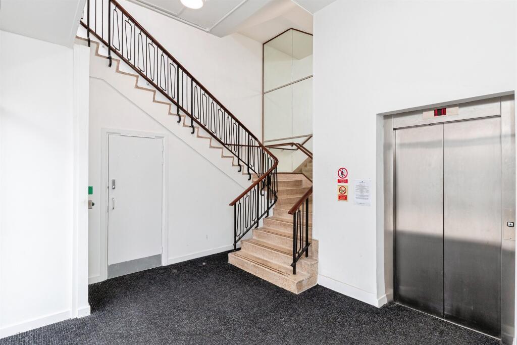 Additional image 17 of Stonehills, Welwyn Garden City