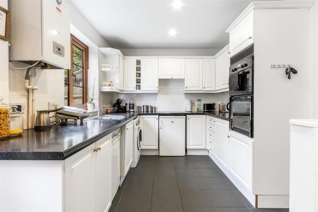 Additional image 20 of Pooleys Lane, Welham Green, Herts