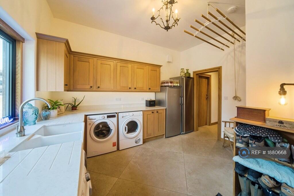 Additional image 11 of Markyate, St Albans, AL3