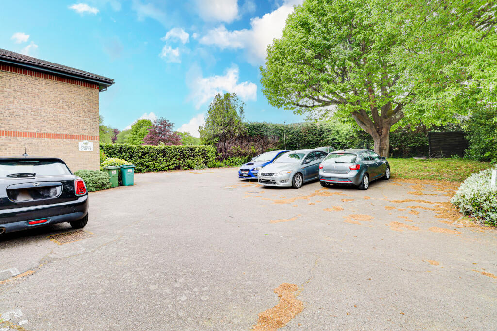 Additional image 9 of Robin Court, Westfield Road, Harpenden, AL5