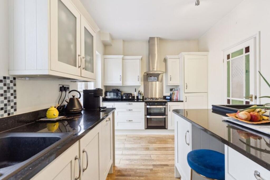 Additional image 7 of George Street, Markyate, AL3