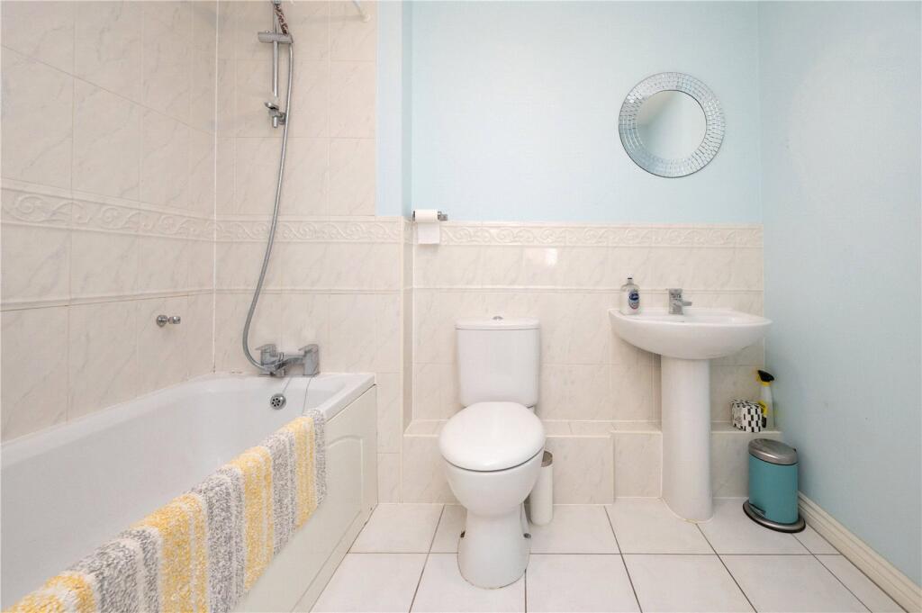 Additional image 5 of Russet Drive, St. Albans, Hertfordshire