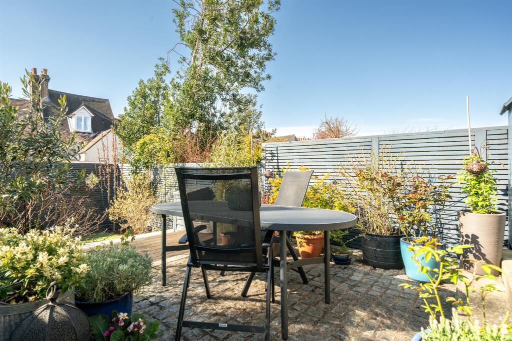 Additional image 20 of West View Road, St. Albans, Hertfordshire, AL3