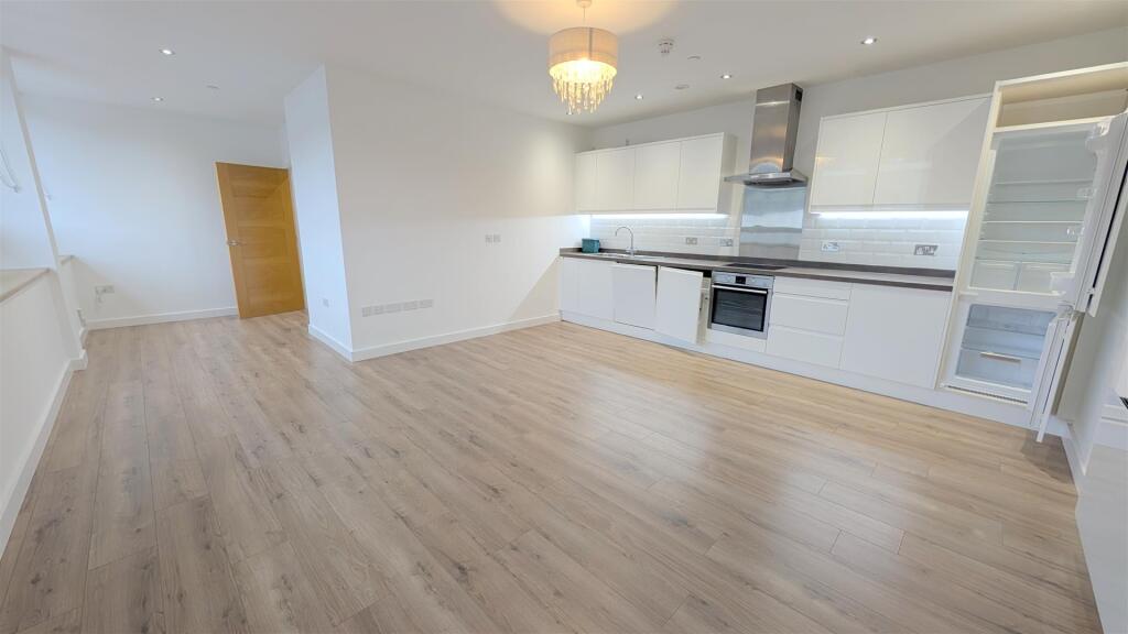 Additional image 3 of Porters Wood, St Albans, Hertfordshire