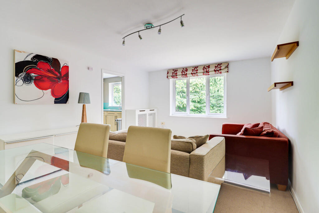 Additional image 5 of Douglas Road, Harpenden, AL5