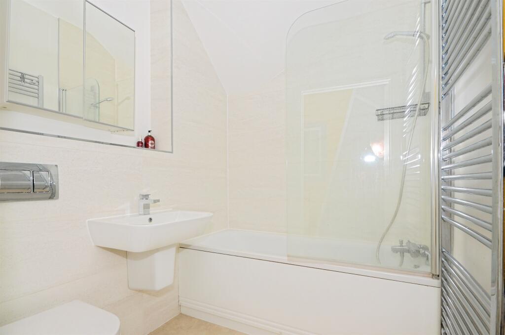 Additional image 7 of Millstone Way, Harpenden