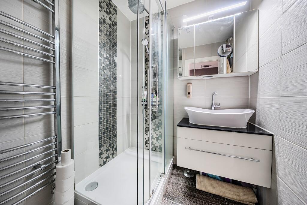 Additional image 12 of Runcie Close, St. Albans