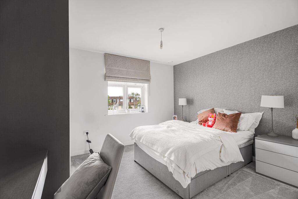 Additional image 13 of Brookmans Manor, Brookmans Park, AL9