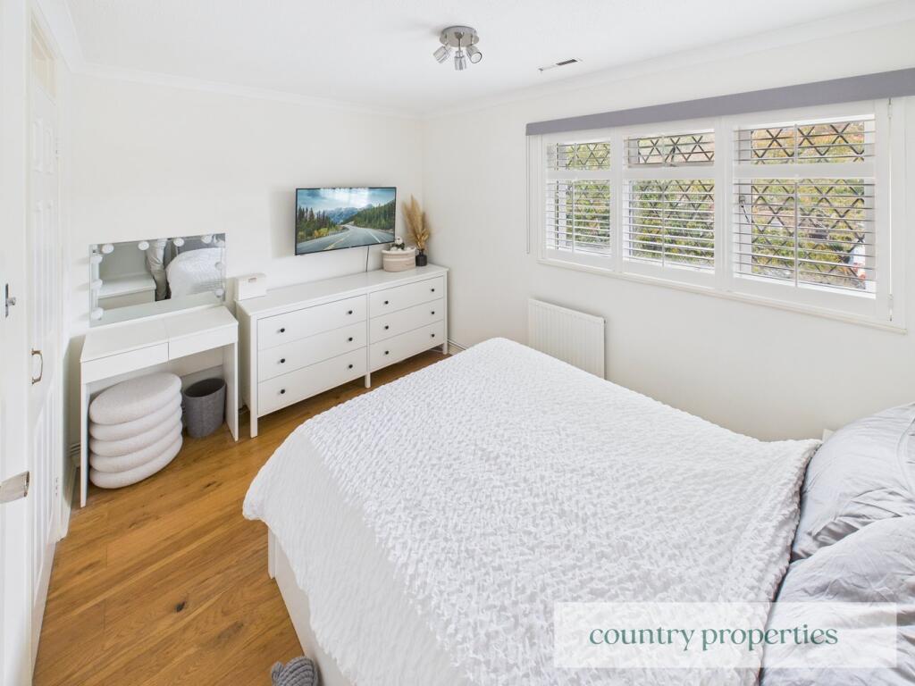 Additional image 9 of Yew Grove, Welwyn Garden City, AL7