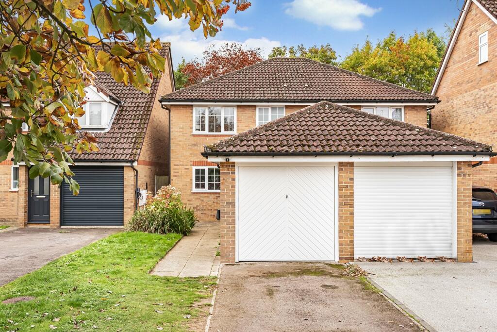 Property image for Stirling Way, Welwyn Garden City, Hertfordshire, AL7