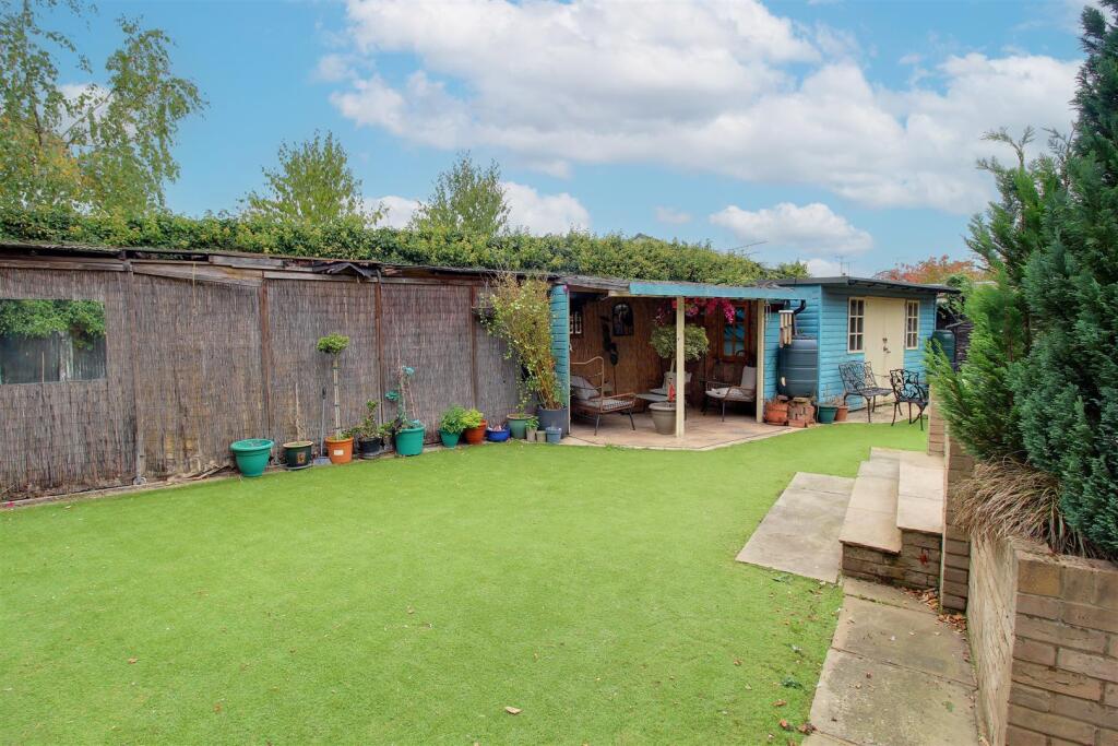 Additional image 19 of Dixons Hill Road, Welham Green