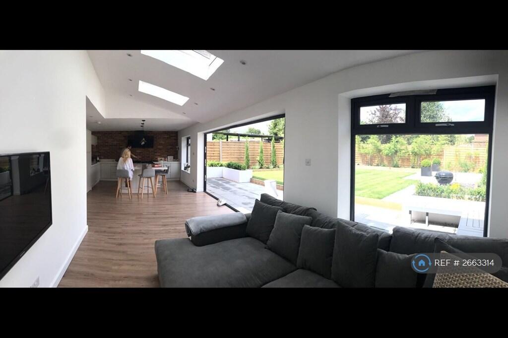 Additional image 5 of St Albans, St Albans, AL3