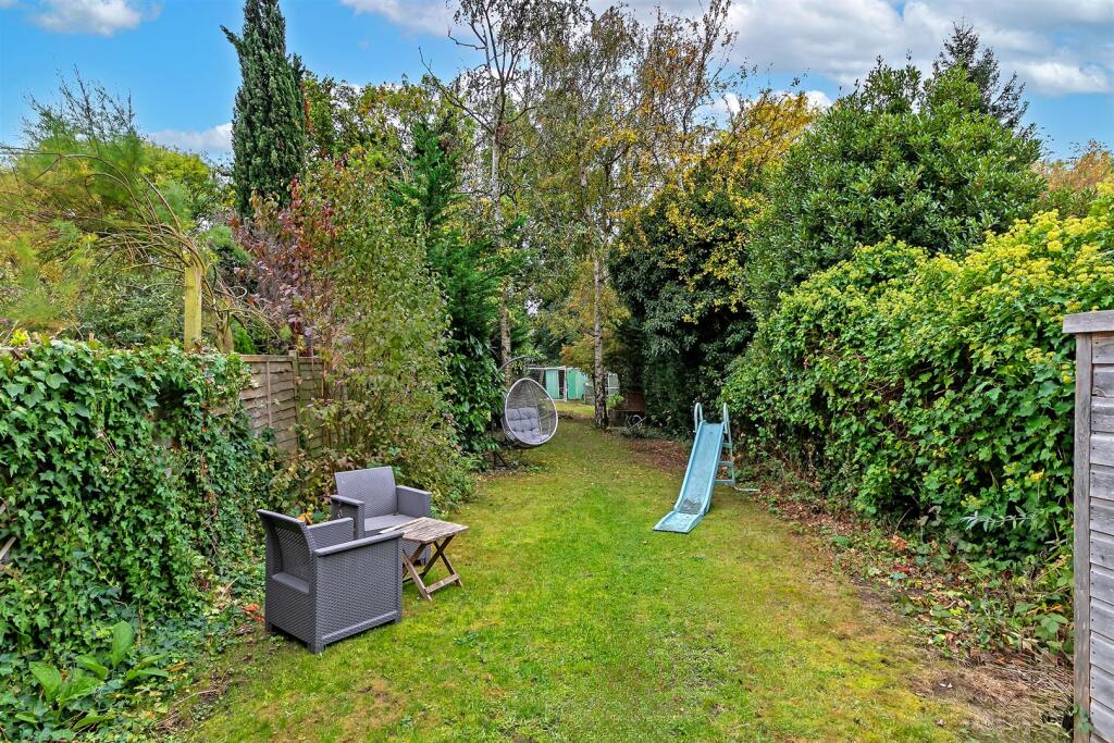 Additional image 18 of Hill End Lane, St Albans