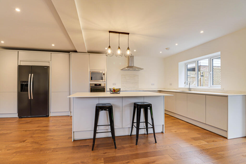 Additional image 24 of Harpenden Rise, Harpenden, AL5