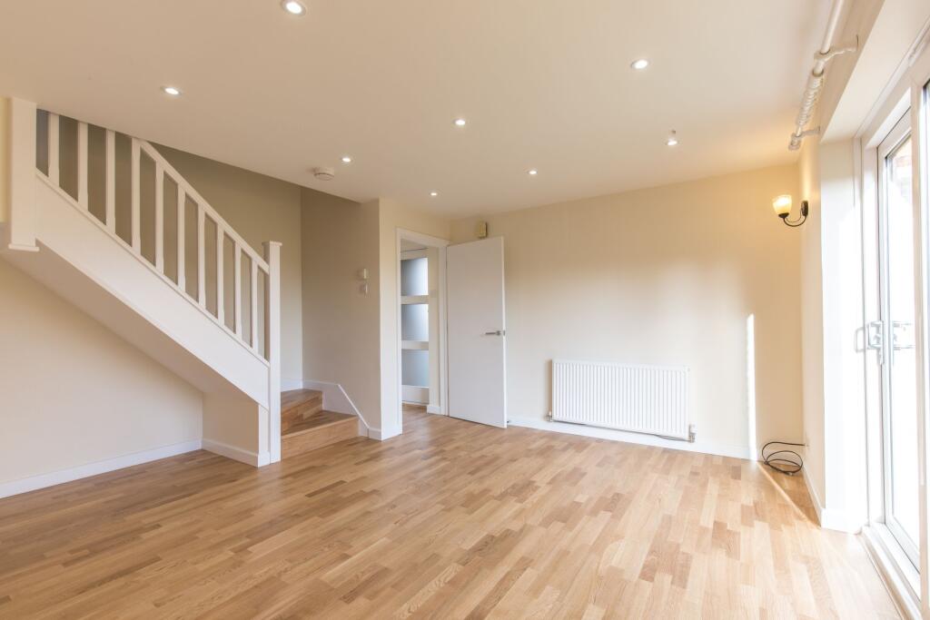 Additional image 4 of Stirling Way