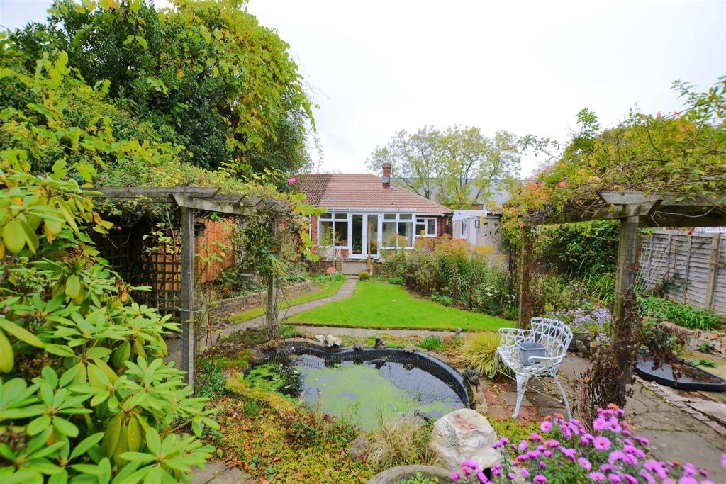 Additional image 5 of Pooleys Lane, Welham Green