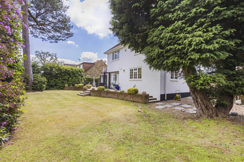 Additional image 41 of Pine Grove, Brookmans Park