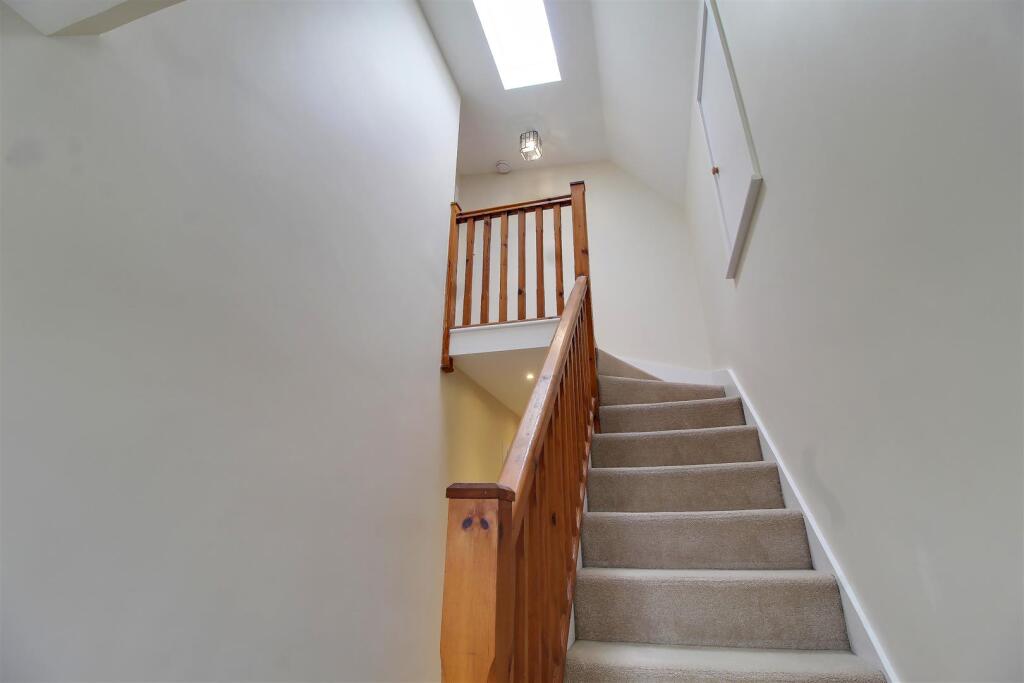 Additional image 32 of Moffats Lane, Brookmans Park