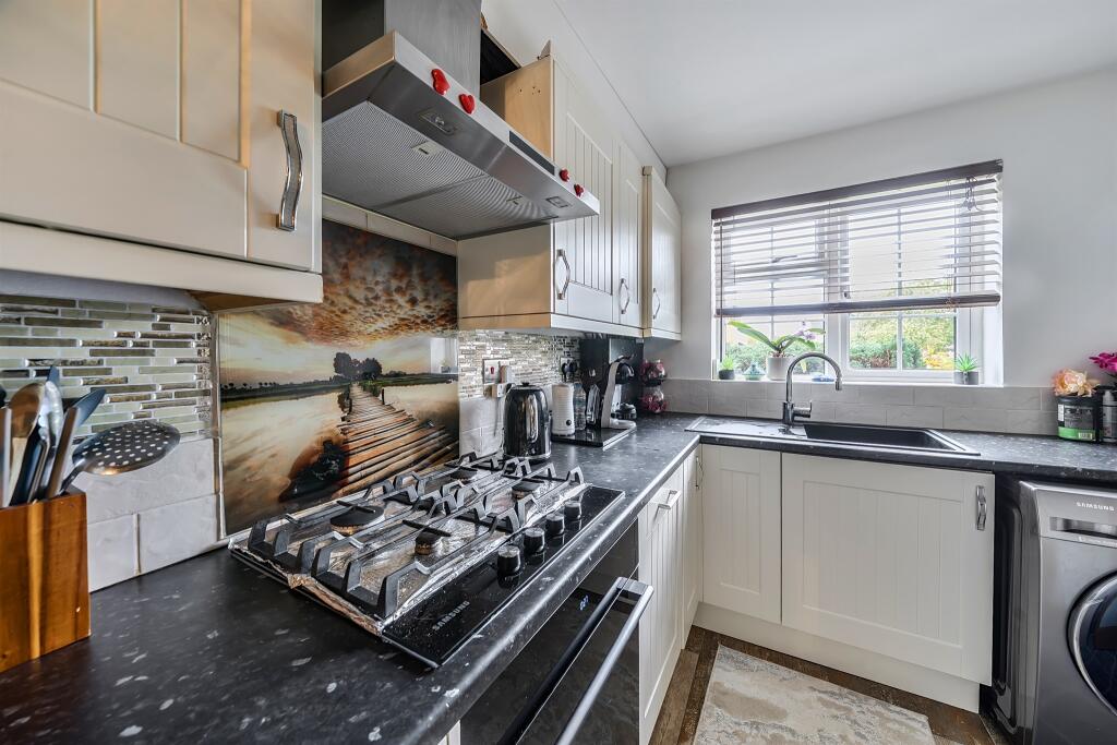 Additional image 6 of Runcie Close, St. Albans