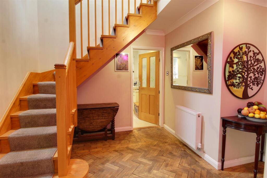 Additional image 11 of Dixons Hill Road, Welham Green