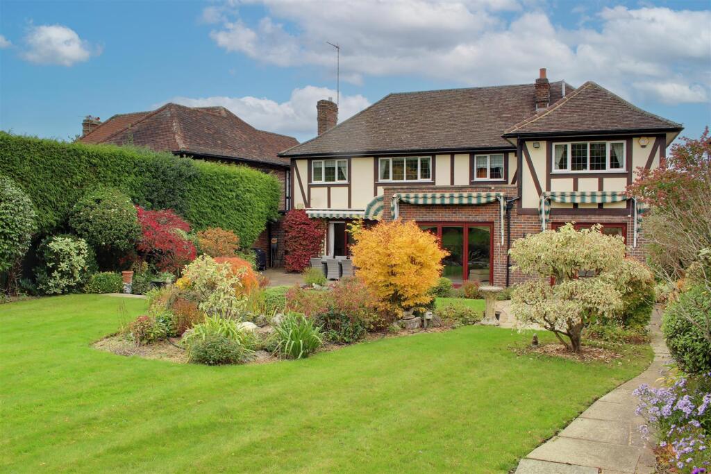 Additional image 28 of Brookmans Avenue, Brookmans Park