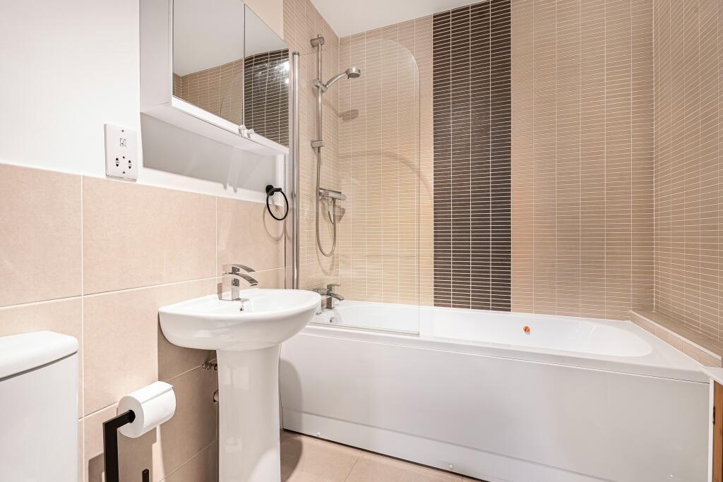 Additional image 10 of Porters Wood House, St Albans, AL3