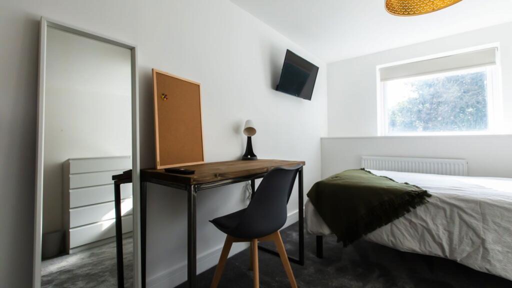 Additional image 11 of Old Abbey Gardens, B17 0JS