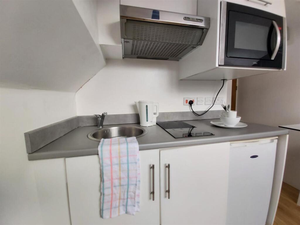 Additional image 5 of Next to the University of Birmingham