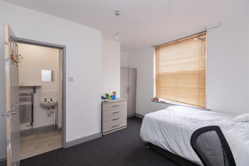 Additional image 14 of Harborne Lane, Selly Oak, Birmingham, West Midlands, B29