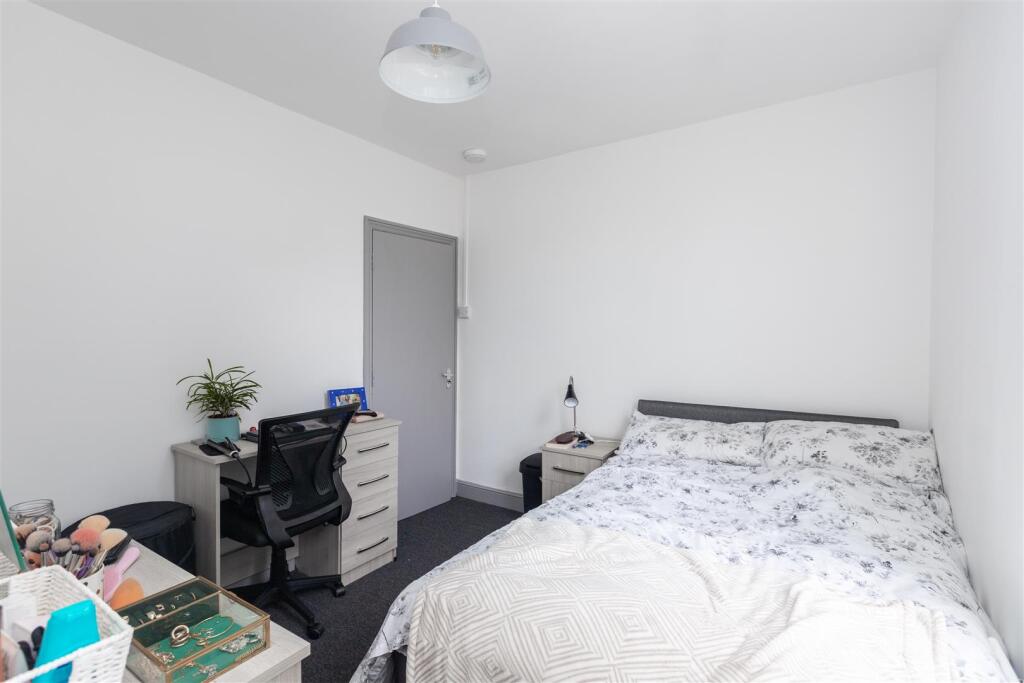 Additional image 18 of Harborne Lane, Selly Oak, Birmingham, West Midlands, B29