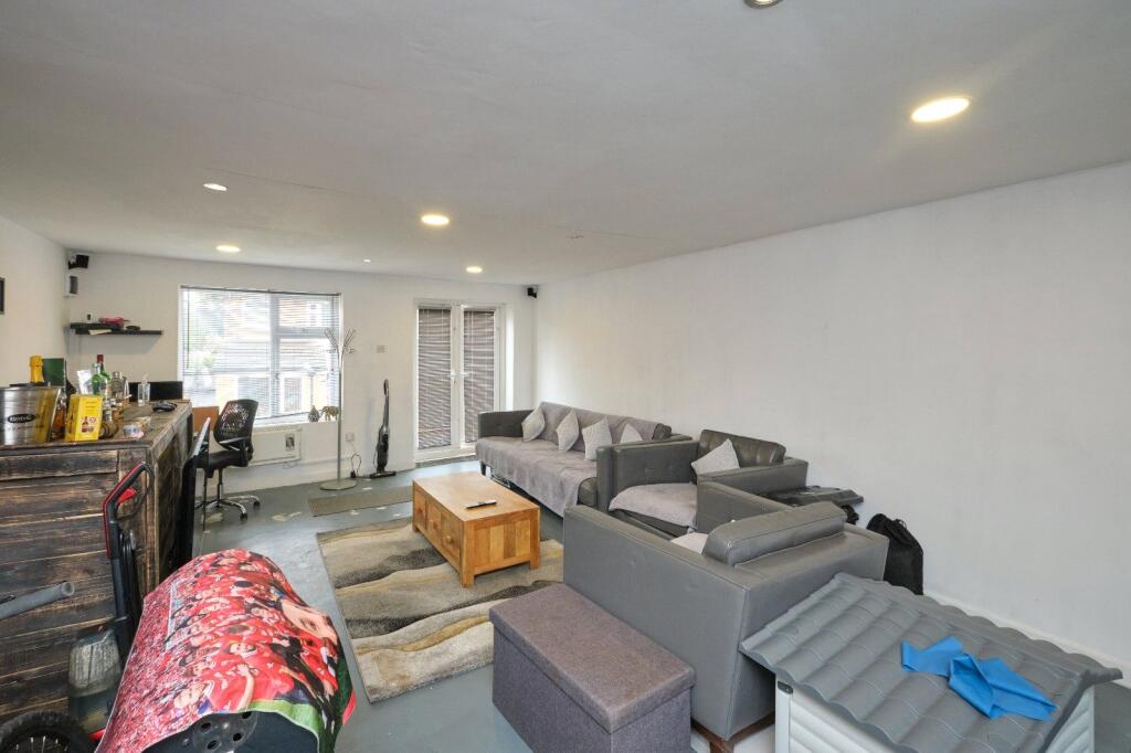 Additional image 18 of Duncroft Road, Birmingham, West Midlands, B26