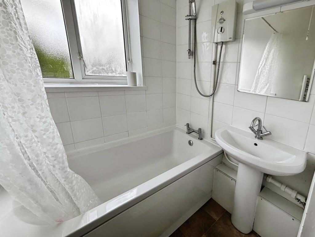 Additional image 7 of Harewood, 48 Barons Close, Harborne, B17 9TL