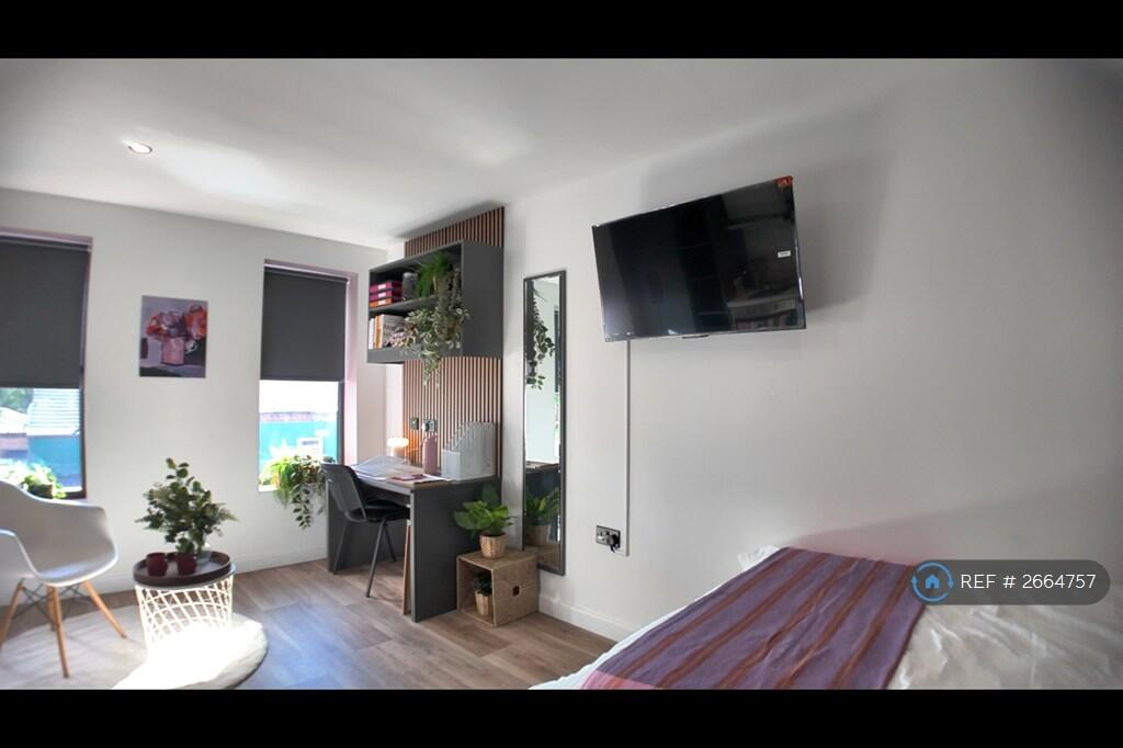 Additional image 5 of Pershore Rd, Stirchley, B30