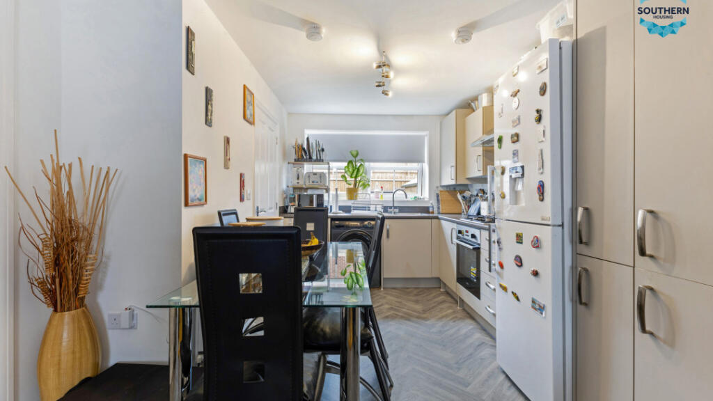 Additional image 5 of 25 Lucks Avenue, Birmingham, West Midlands, B28 8FD