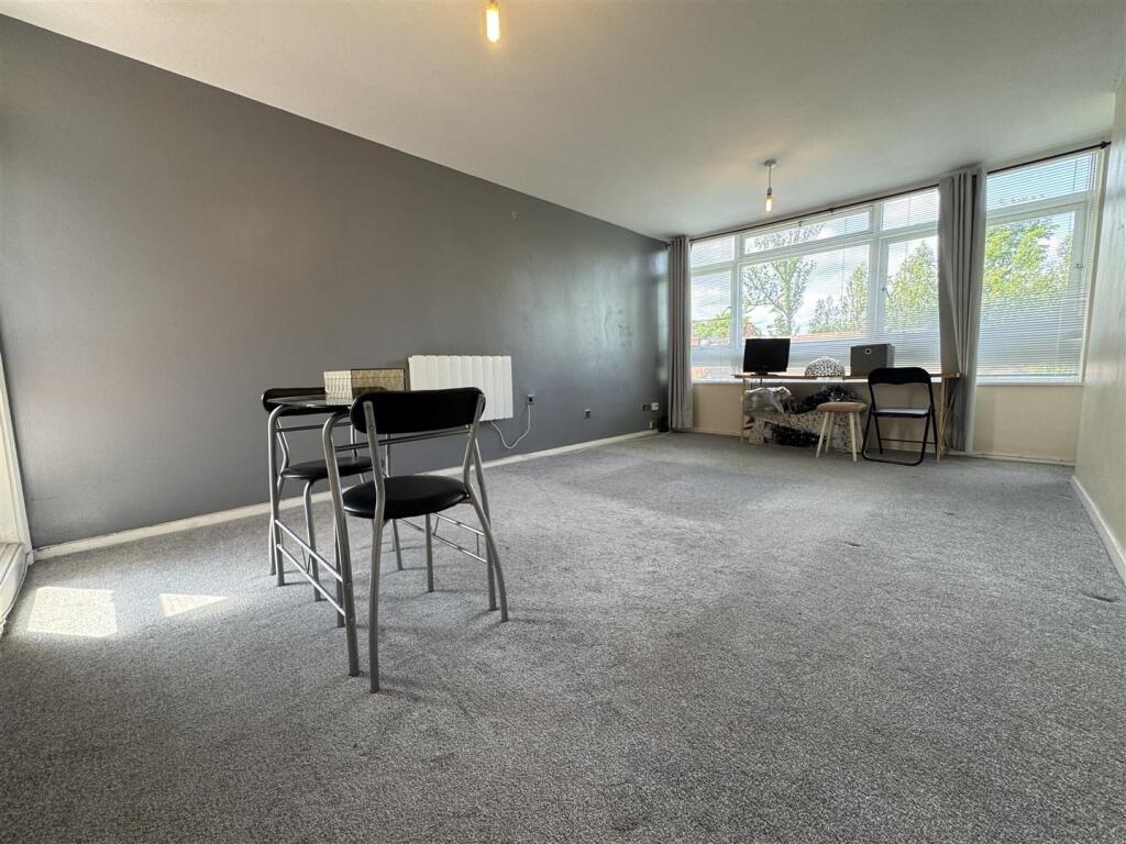 Additional image 21 of Endwood Court, Handsworth Wood, Birmingham