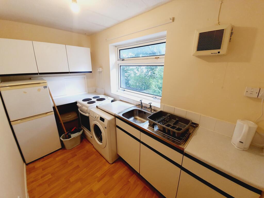 Additional image 4 of Leahurst Crescent, BIRMINGHAM