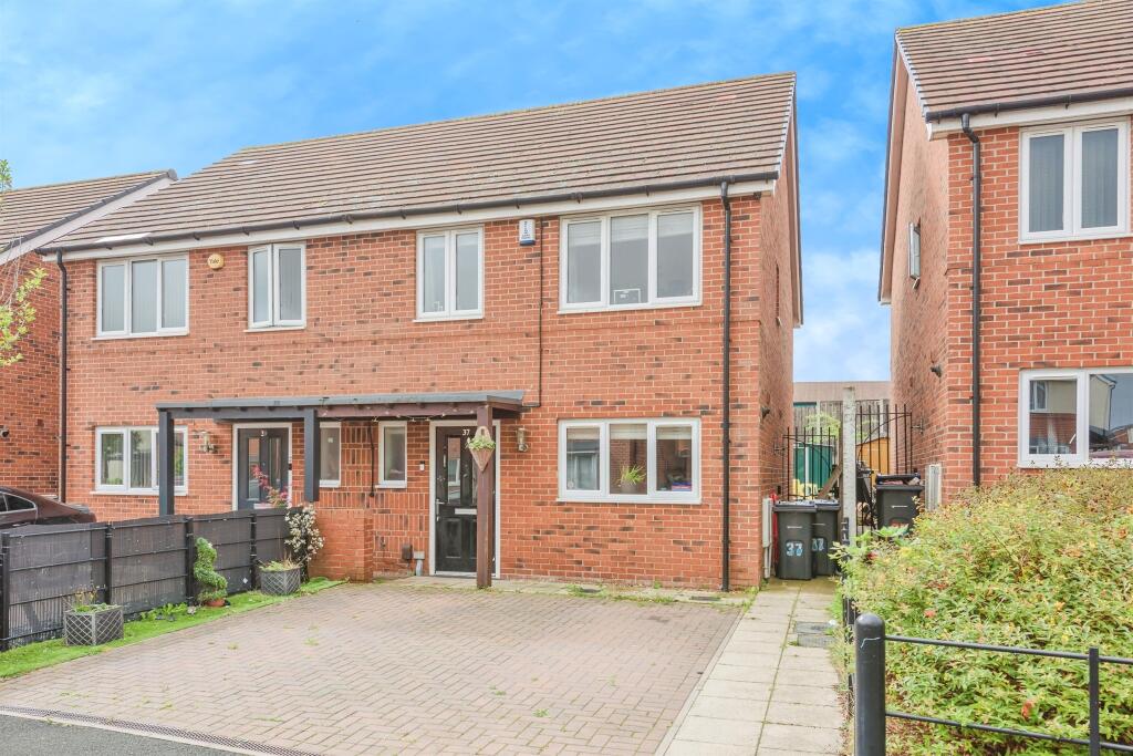 Additional image 15 of Golden Eagle Gardens, Birmingham