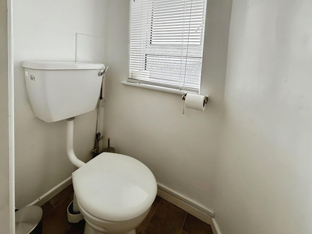 Additional image 8 of Harewood, 48 Barons Close, Harborne, B17 9TL