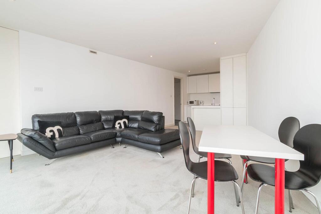 Additional image 3 of Rotunda, New Street, B2 4PE