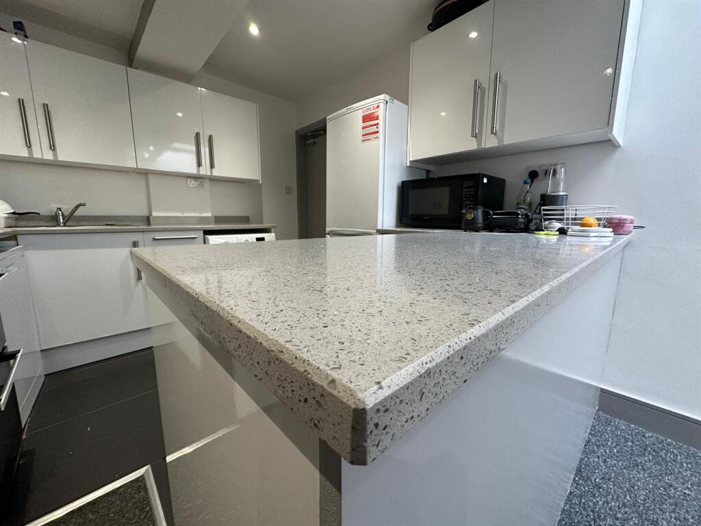 Additional image 4 of BILLS INCLUDED - Bournbrook Road, Selly Oak, Birmingham