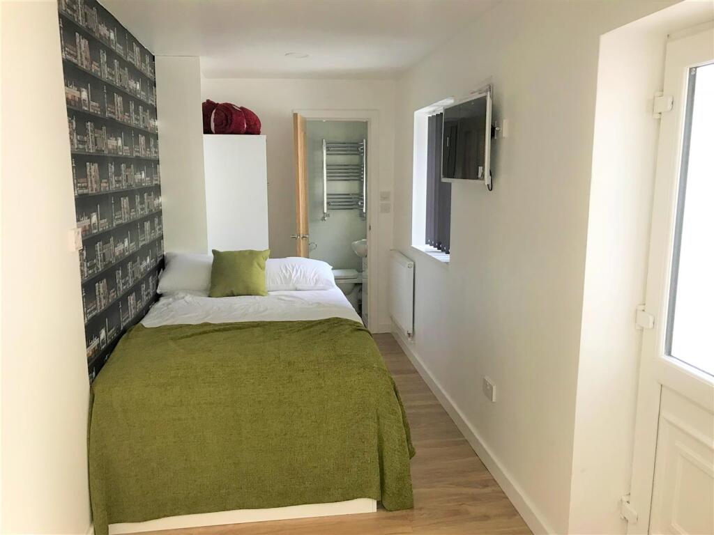 Additional image 2 of Ground floor rear, 15 North Road