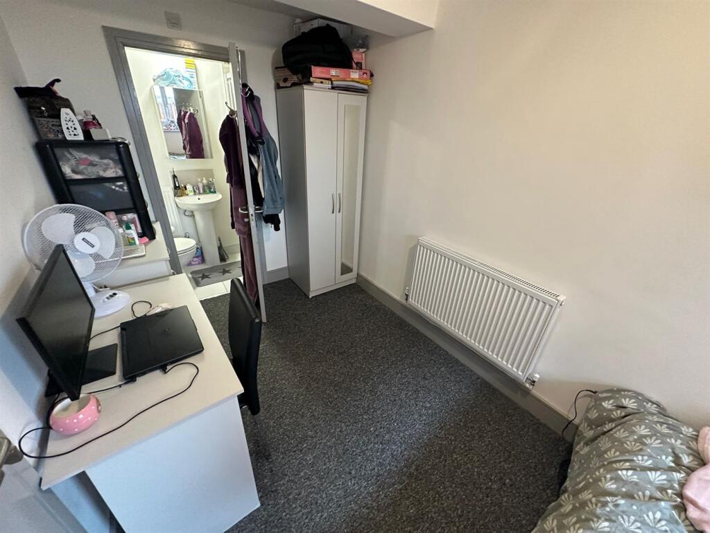 Additional image 15 of BILLS INCLUDED - Bournbrook Road, Selly Oak, Birmingham