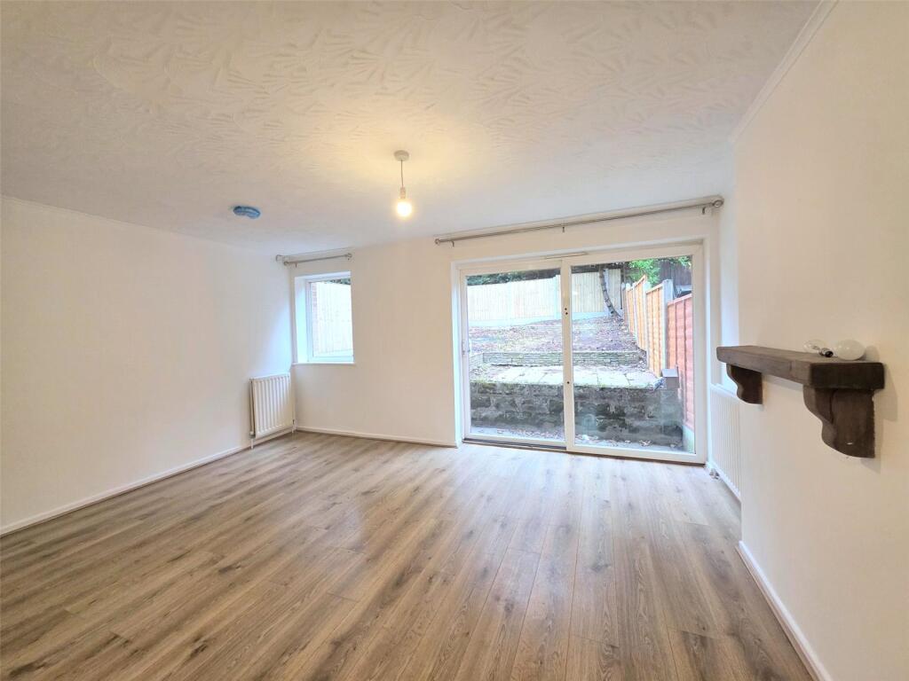 Additional image 4 of Middleton Gardens, Kings Norton, Birmingham, B30