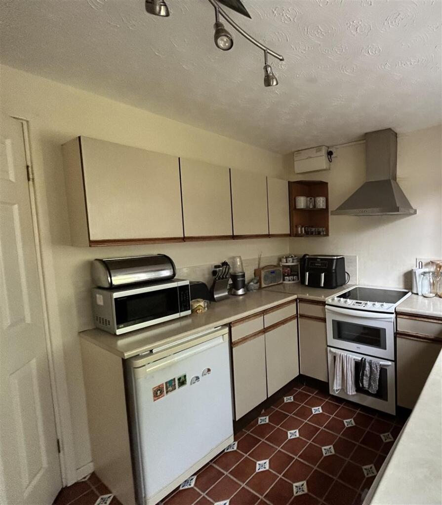 Additional image 3 of York Close, Bournville, Birmingham