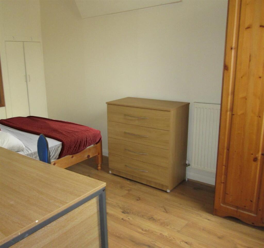 Additional image 5 of North Road