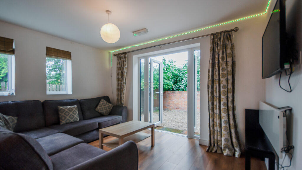 Primary image of Tiverton Road, Selly Oak, Birmingham, B29 6DB