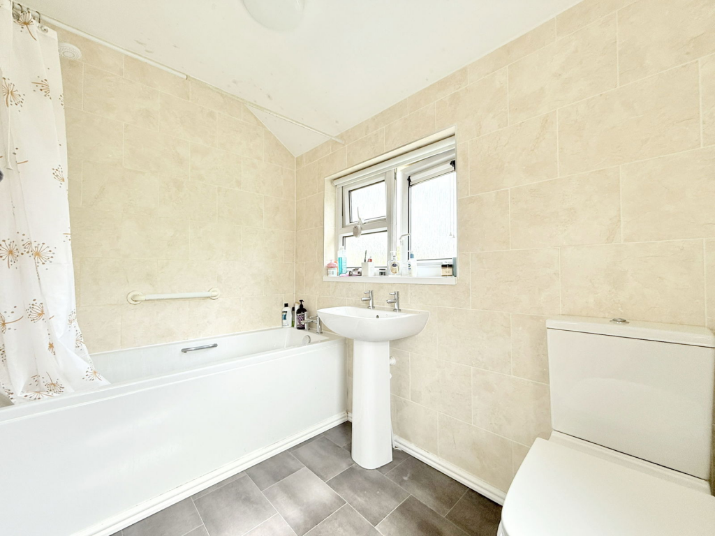 Additional image 14 of Wychwood Crescent, Sheldon