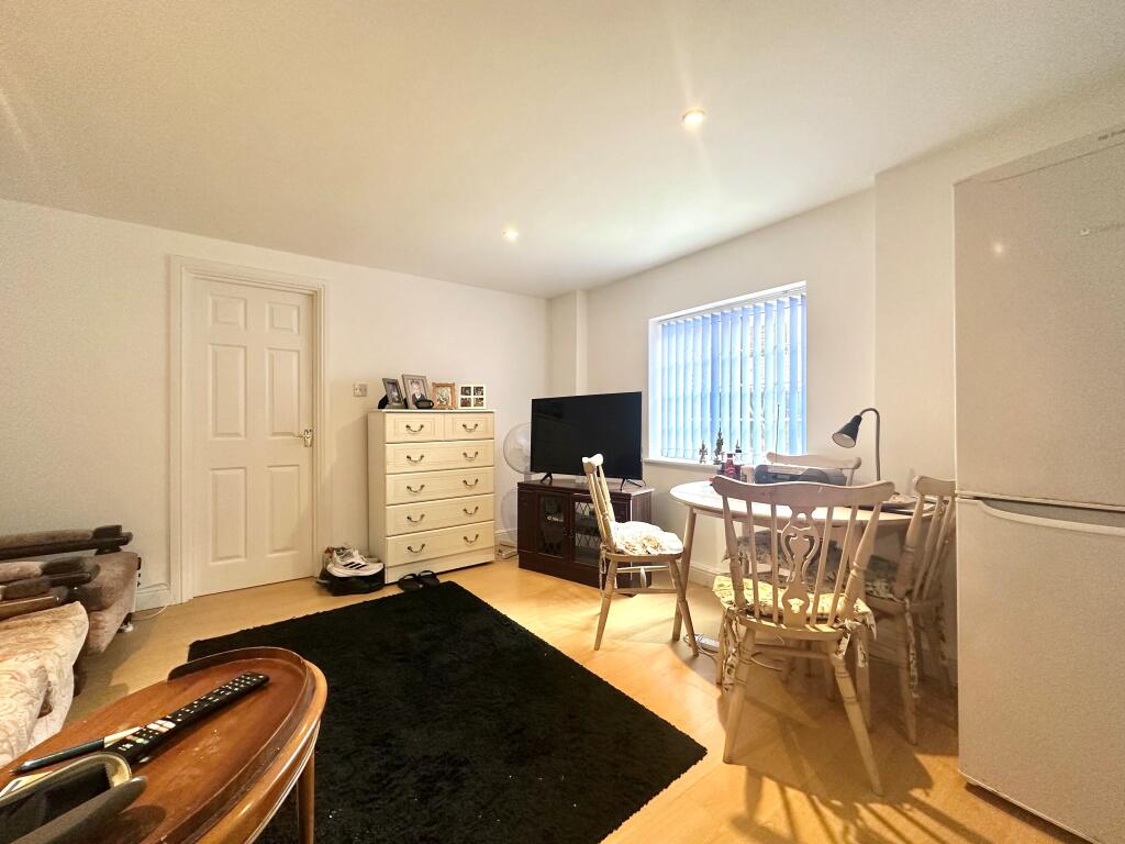 Additional image 9 of Warwick Road, Acocks Green, B27